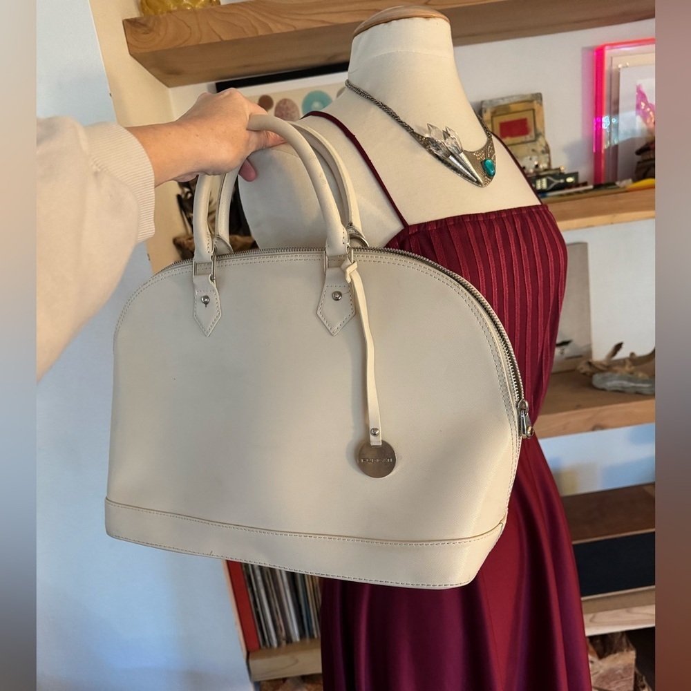 Pulicati Italian Leather Cream Handbag Shoulder Satchel with crossbody strap